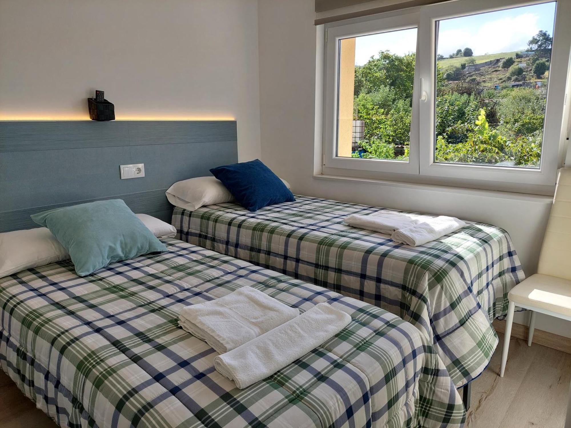 Apartamentos La Tata Avilés Eksteriør bilde