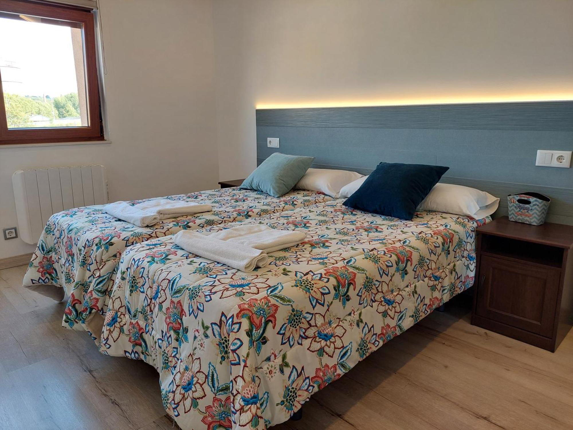 Apartamentos La Tata Avilés Eksteriør bilde